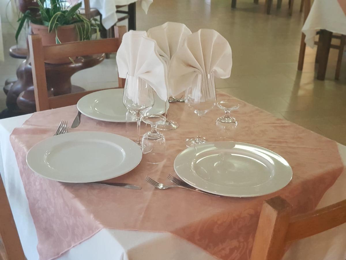 Hotel La Vela Valledoria  Dış mekan fotoğraf